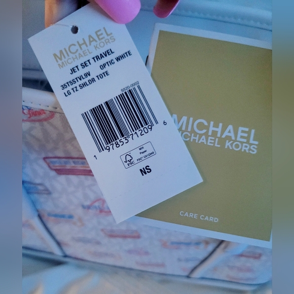 Michael Kors White Jet Set Travel Tote Bag - Picture 4 of 9